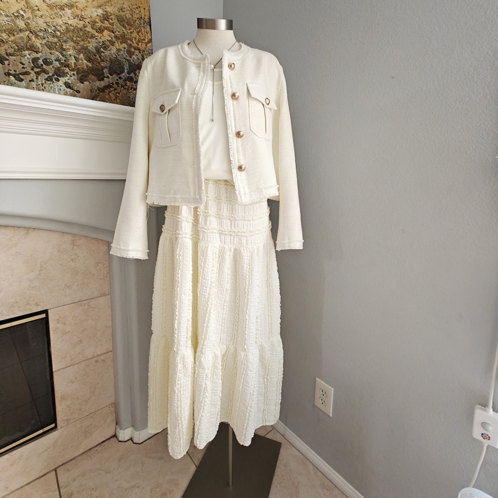 Elegant Linen-Blend Tweed Jacket (Size M)